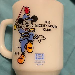Vintage 1955 Mickey Mouse club cup